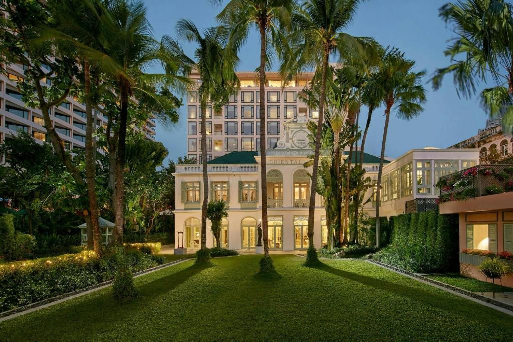 Mandarin Oriental Bangkok riverside exterior, a legendary hotel opened in 1876